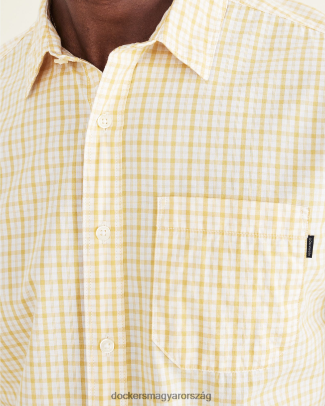 Dockers férfiak rövid ujjú hétköznapi ing, normál szabású P840P570 ruházat aranybarack - sárga