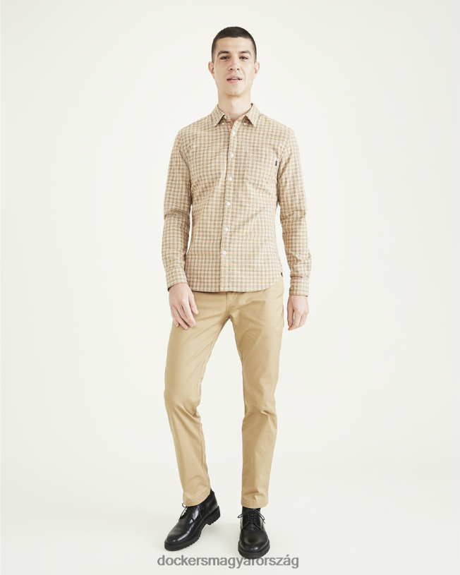 Dockers férfiak sztreccs oxford ing, vékony szabású P840P689 ruházat petaluma sahara khaki