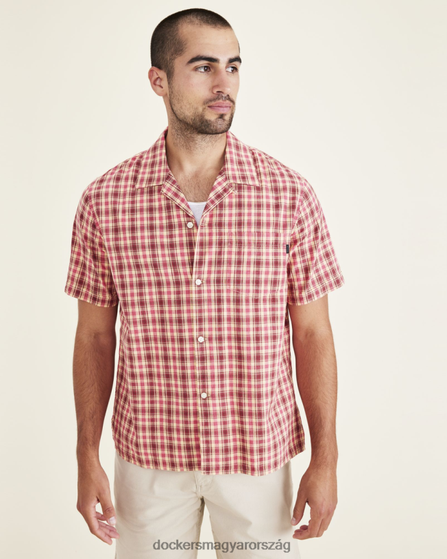 Dockers férfiak tábori galléros ing, normál szabású P840P128 ruházat fűszerezett alma - piros