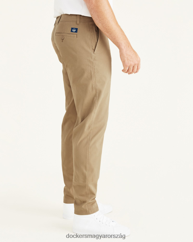 Dockers férfiak Ultimate chinos, sportos fitt (nagy és magas) P840P466 ruházat új brit khaki