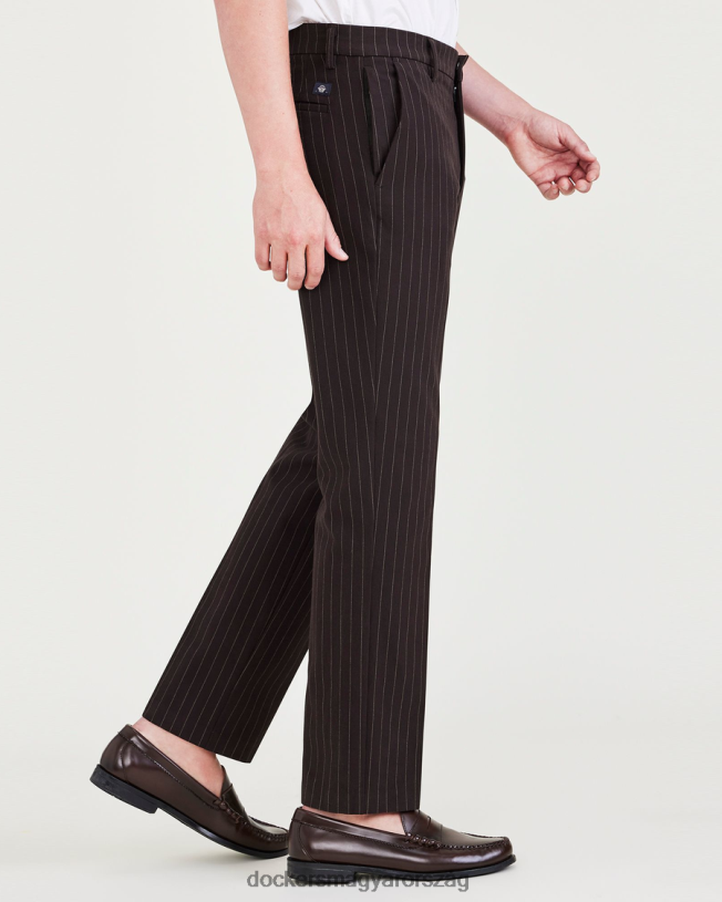 Dockers férfiak city ​​tech nadrág, egyenes szabású P840P783 ruházat fekete bab - fekete