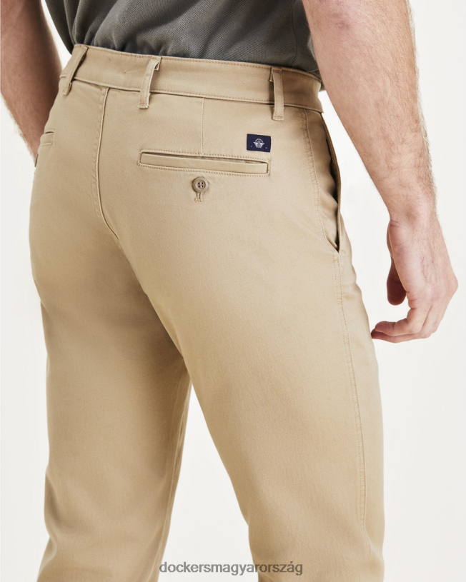 Dockers férfiak eredeti chinos, vékony szabású P840P273 ruházat betakarítás arany - cser