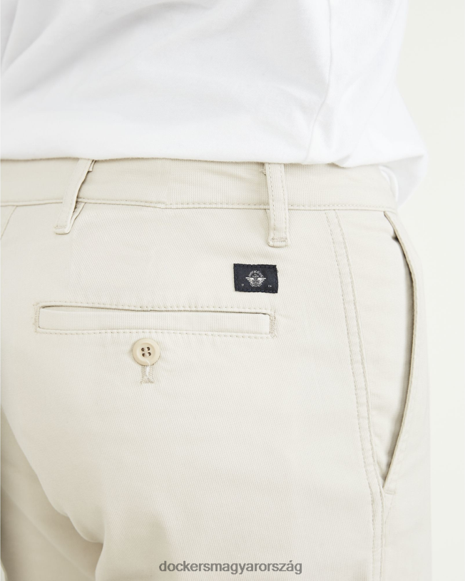 Dockers férfiak eredeti chinos, vékony szabású P840P738 ruházat szaharai khaki