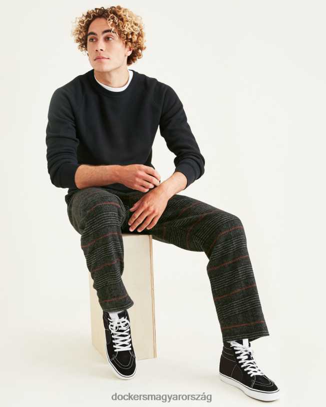 Dockers férfiak húzza chinos, keskeny szabású P840P724 ruházat ásványi fekete