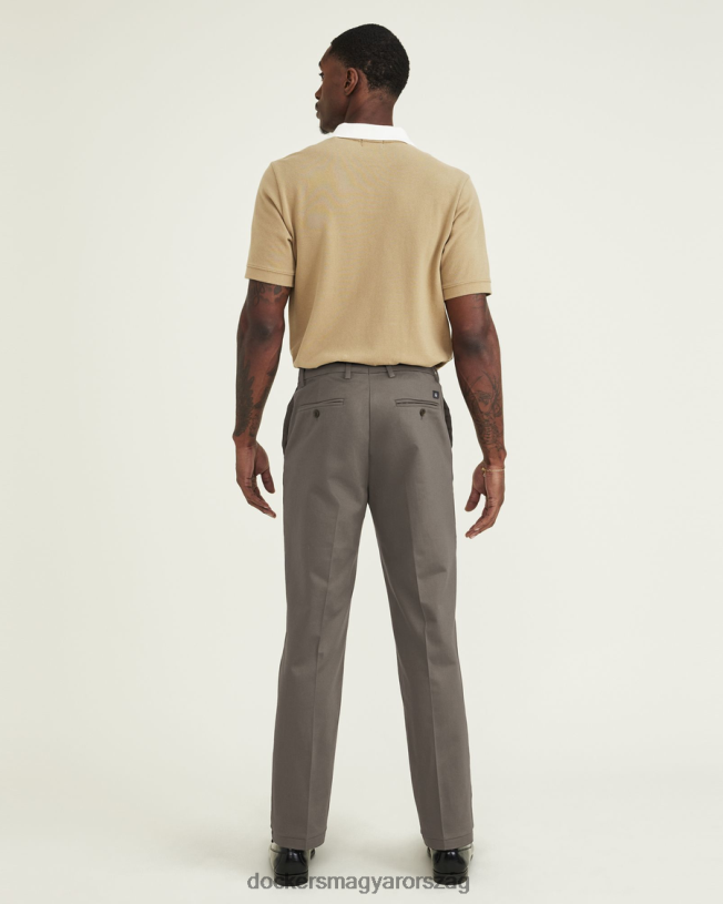 Dockers férfiak jellegzetes vasmentes khaki, redőzött, egyenes szabású foltvédővel (nagy és magas) P840P490 ruházat sötét kavics - barna