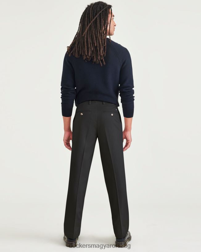 Dockers férfiak vasmentes khakik, egyenes szabású foltvédővel (nagy és magas) P840P495 ruházat gyönyörű fekete