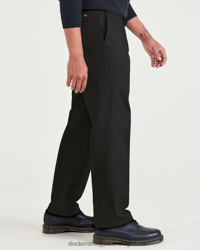 Dockers férfiak vasmentes khakik, egyenes szabású foltvédővel (nagy és magas) P840P495 ruházat gyönyörű fekete