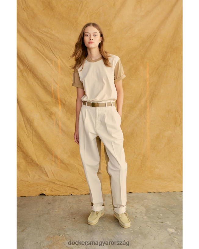 Dockers férfiak transznomadica póló P840P317 ruházat natúr és khaki barna