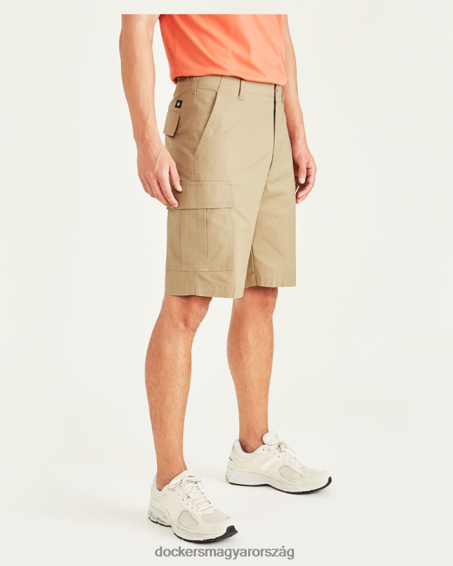 Dockers férfiak cargo 9"-es, klasszikus szabású rövidnadrág P840P279 ruházat betakarítás arany - cser